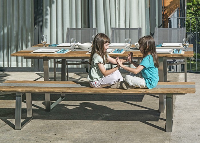 Gartenmöbel aus Teakholz – Antworten auf häufige Fragen